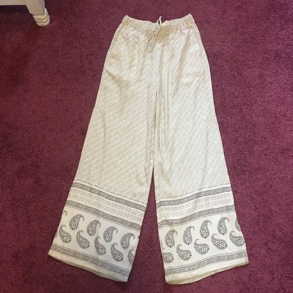 Patterned pants - Picture 3 of 5
